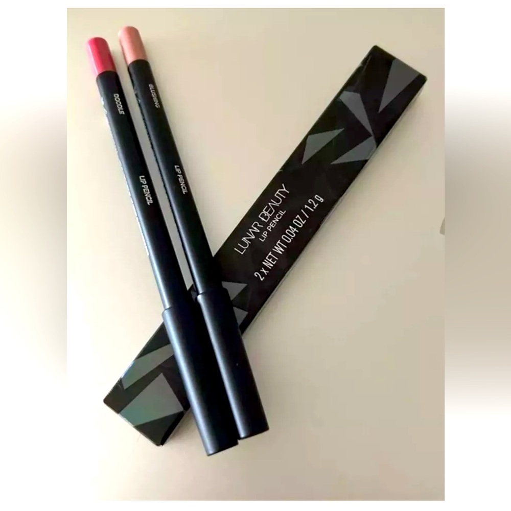 Lunar Beauty Lip Liner Duo - DOODLE & BLUSHING - 2x1.2g - NIB